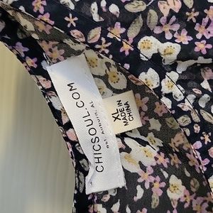 Chic Soul women's top, pretty floral pattern.